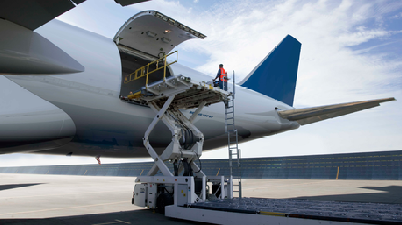 sending luggage via cargo